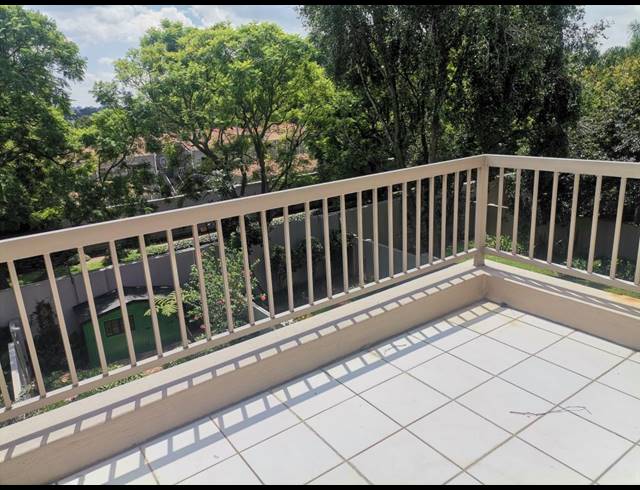 1 BEDROOM APARTMENT TO LET IN OAKLANDS